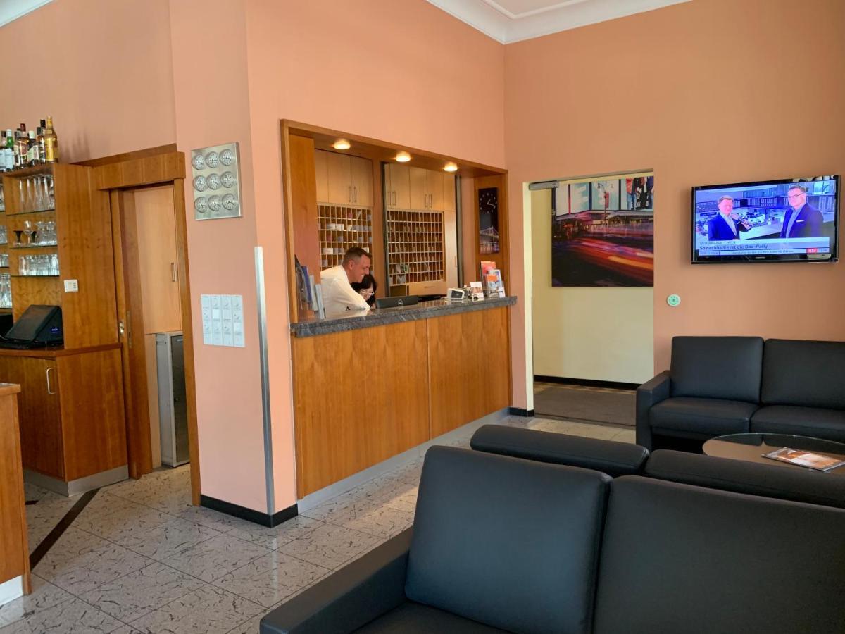 Apartment Hotel Kral - Business Hotel & Serviced Apartments Ерланген Екстериор снимка