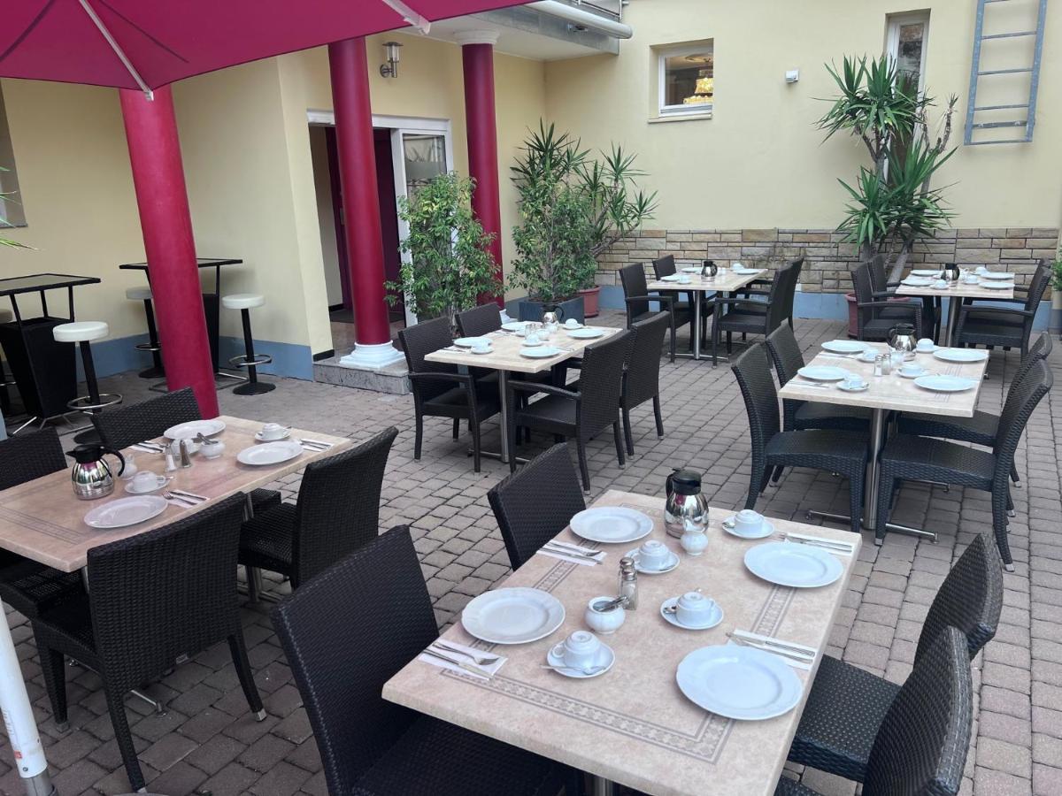 Apartment Hotel Kral - Business Hotel & Serviced Apartments Ерланген Екстериор снимка